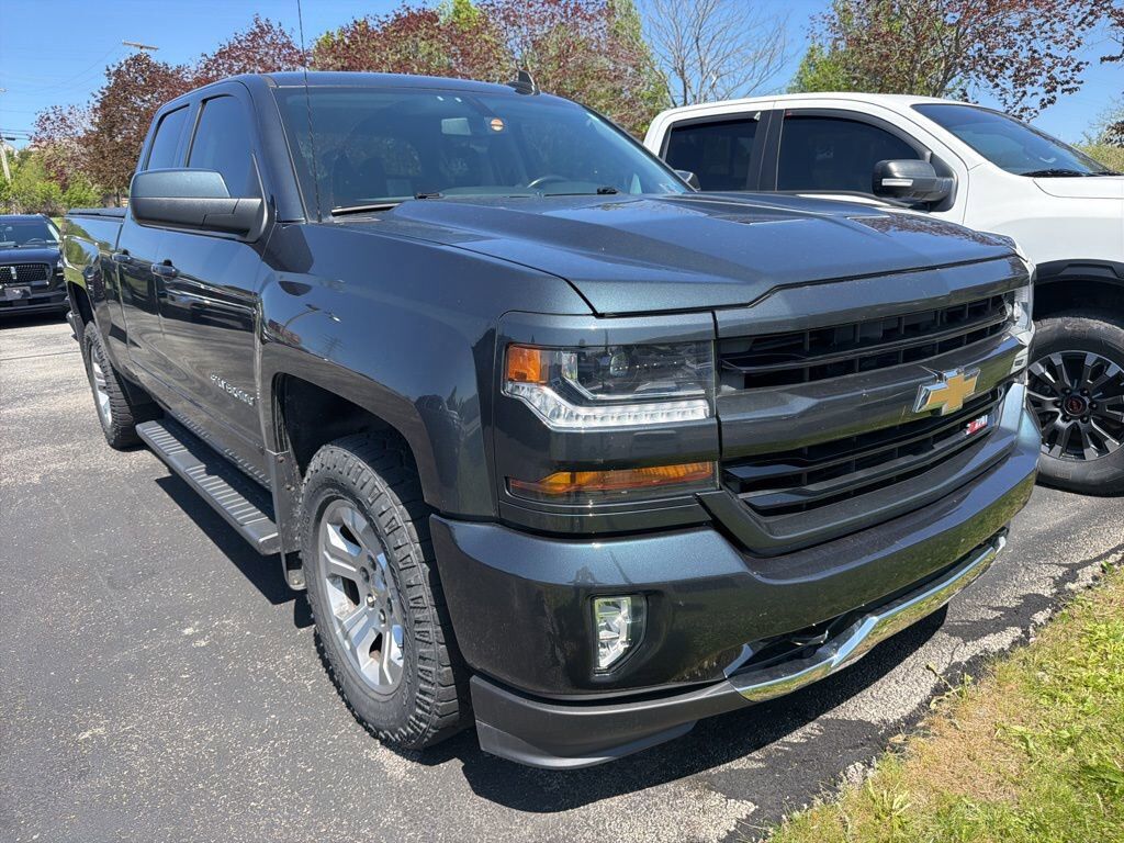 2018 CHEVROLET Silverado
