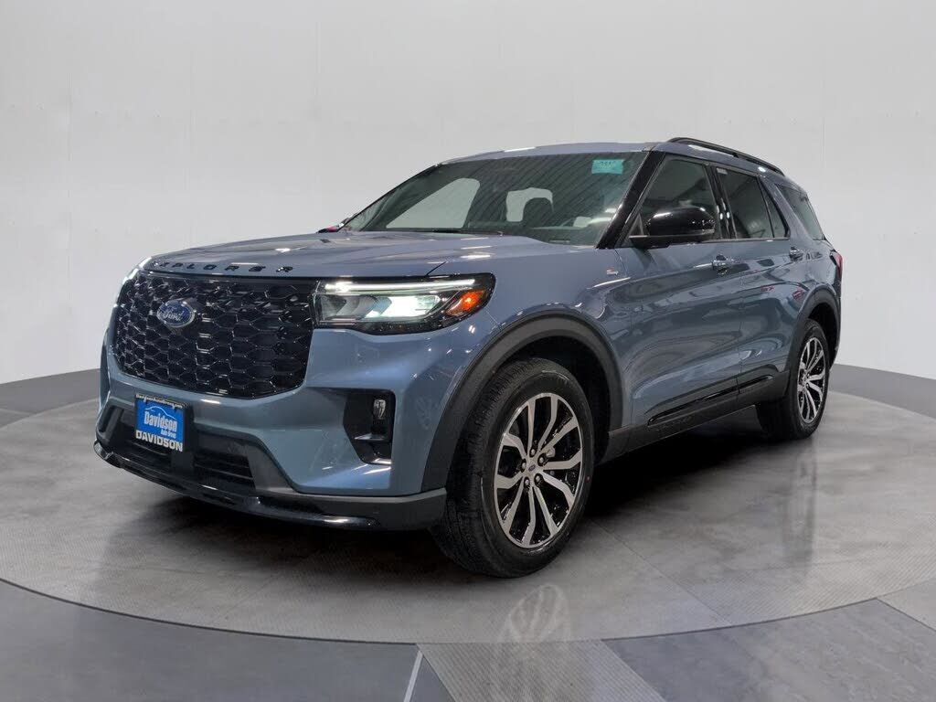 2025 FORD Explorer