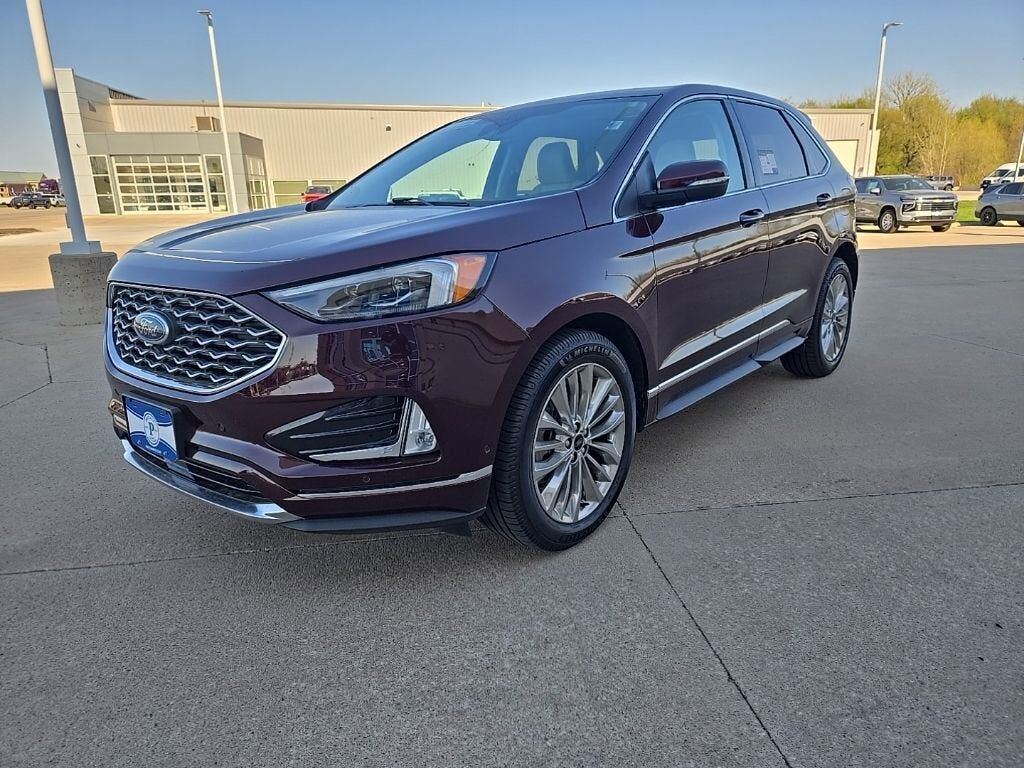 2022 FORD Edge
