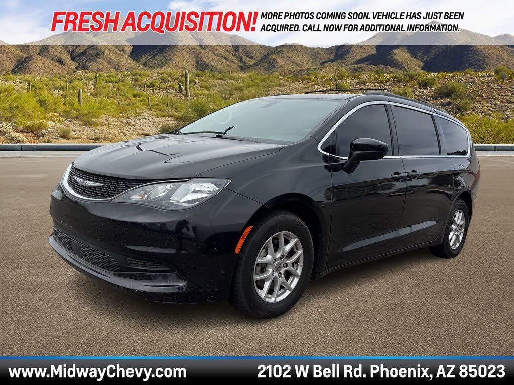 2021 CHRYSLER Voyager