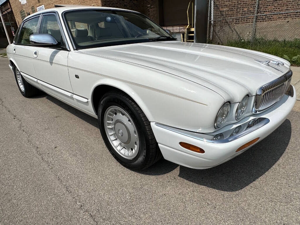 1999 JAGUAR Vanden Plas