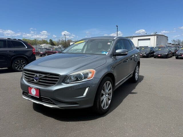 2017 VOLVO XC60