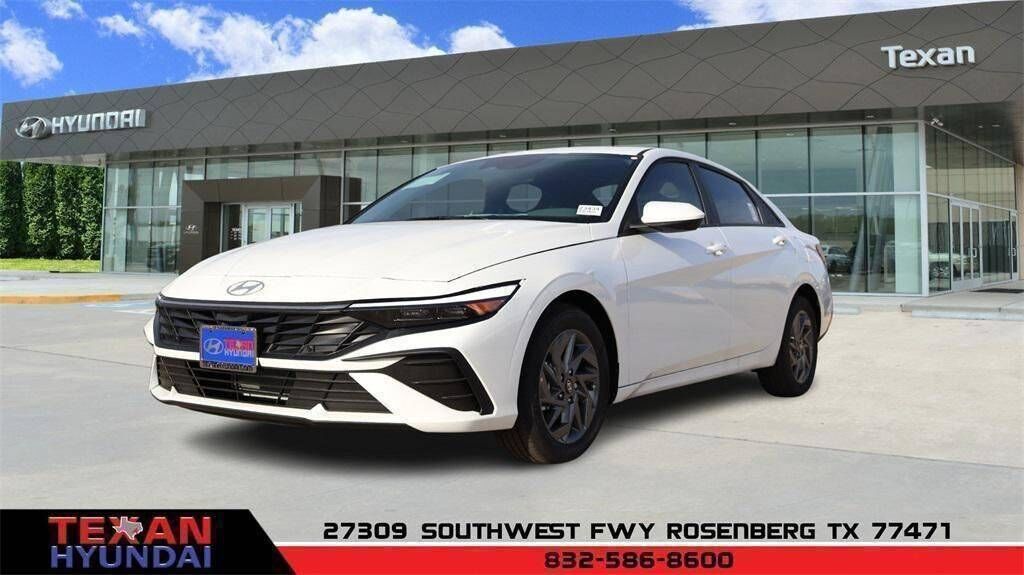 2025 HYUNDAI Elantra