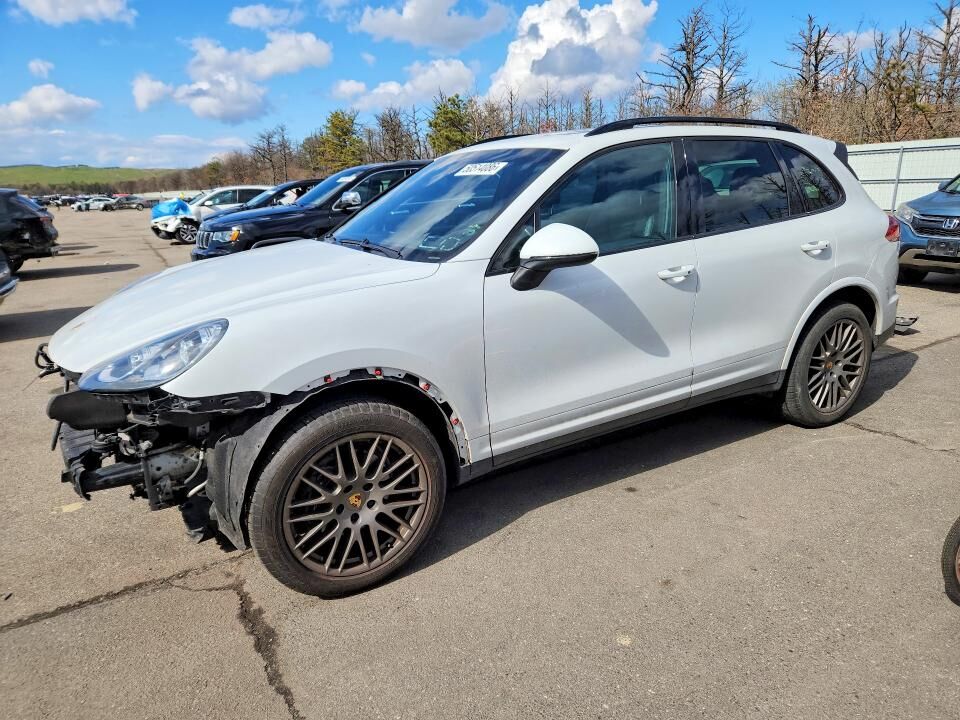 2017 PORSCHE Cayenne