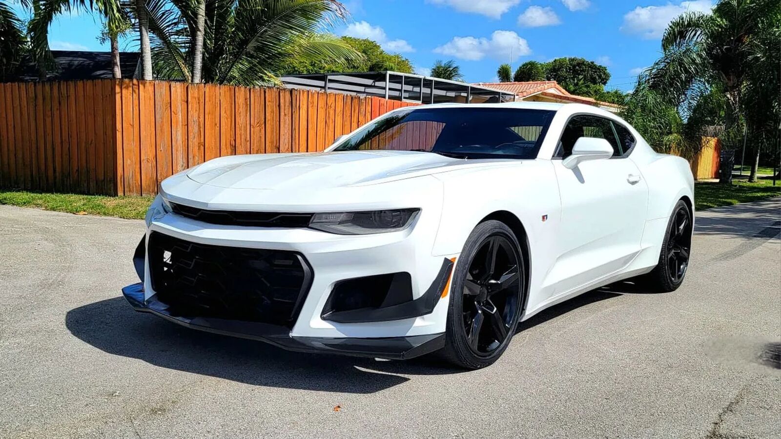 2017 CHEVROLET Camaro