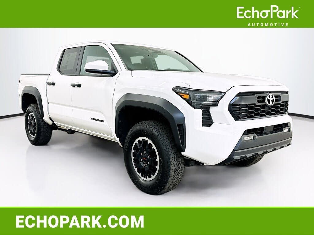 2025 TOYOTA Tacoma