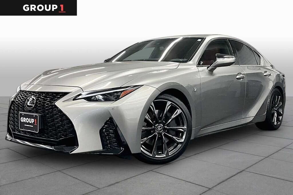 2023 LEXUS IS