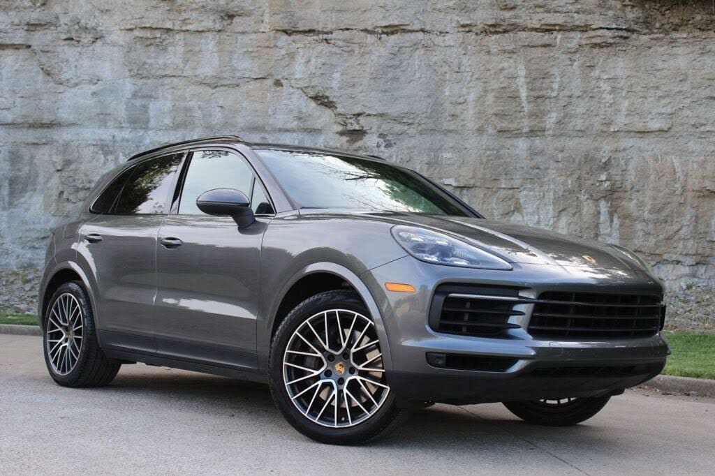 2019 PORSCHE Cayenne
