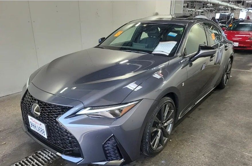 2023 LEXUS IS