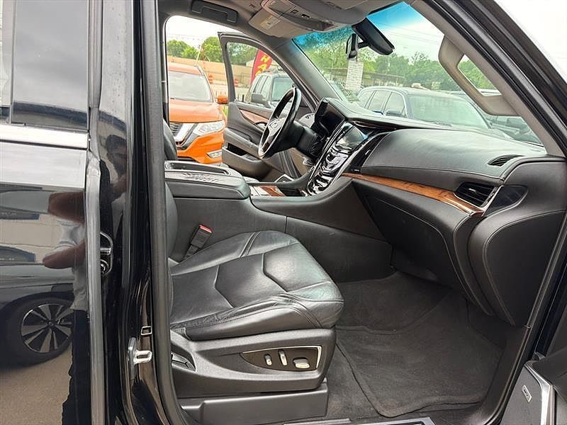 2016 CADILLAC Escalade