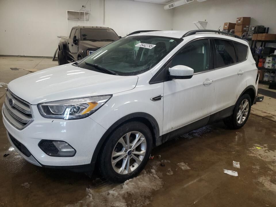 2017 FORD Escape