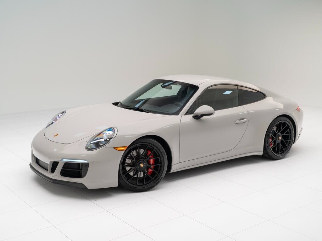 2019 PORSCHE 911