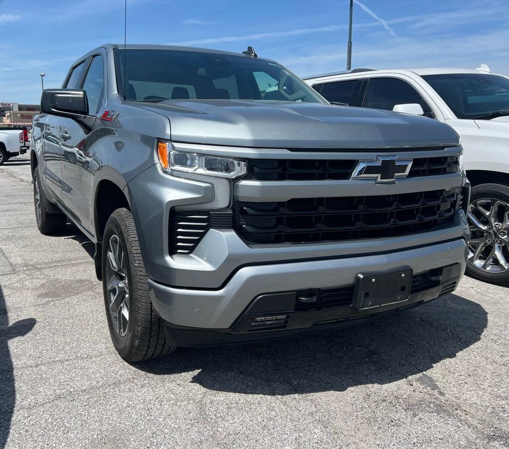 2023 CHEVROLET Silverado