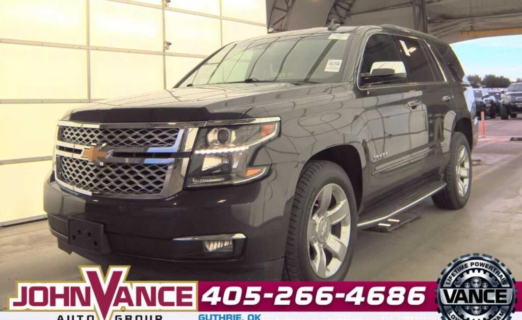 2017 CHEVROLET Tahoe
