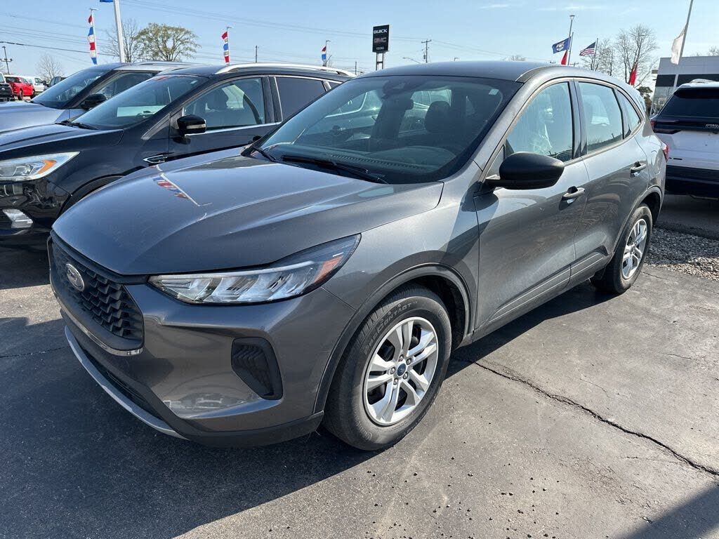 2023 FORD Escape