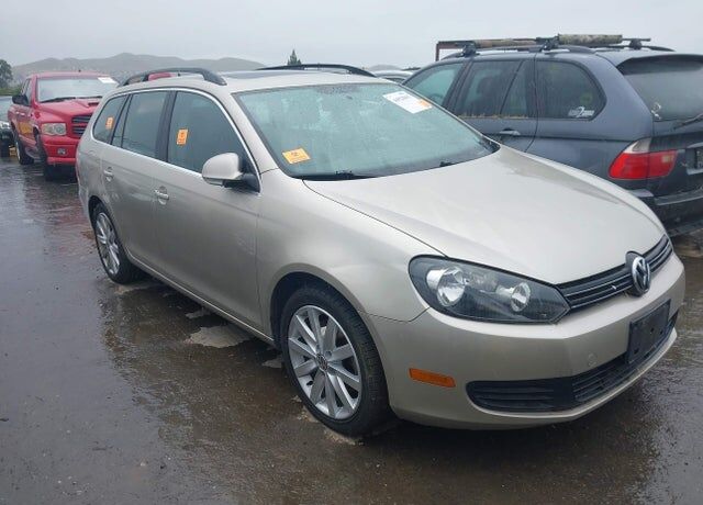 2012 VOLKSWAGEN Jetta SportWagen