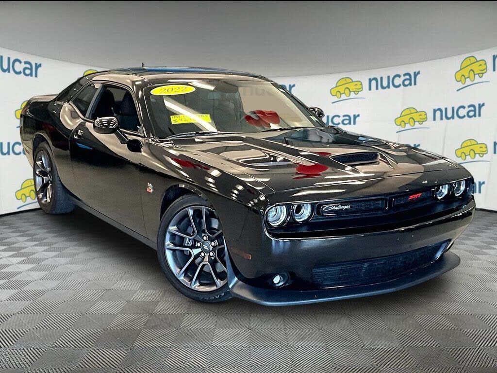 2022 DODGE Challenger