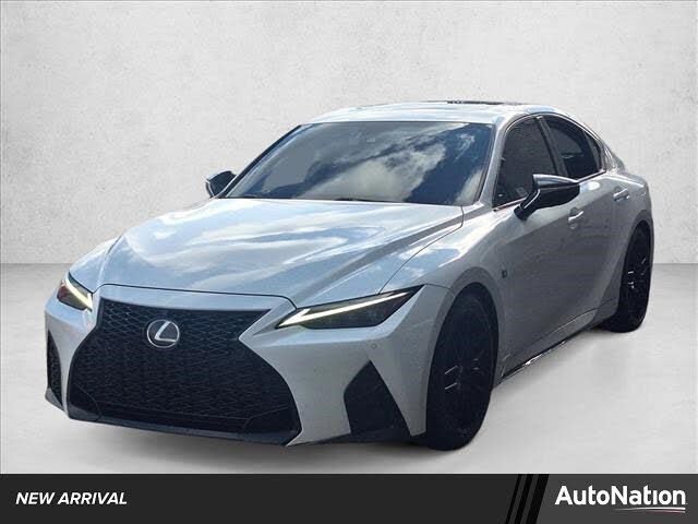 2022 LEXUS IS