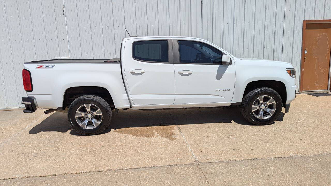2017 CHEVROLET Colorado