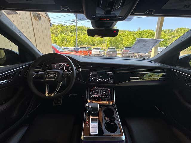 2023 Audi RS Q8