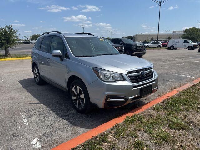 2018 SUBARU Forester