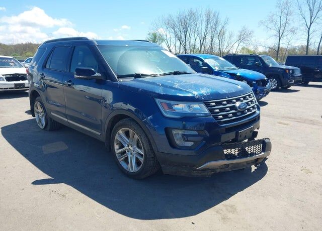 2017 FORD Explorer