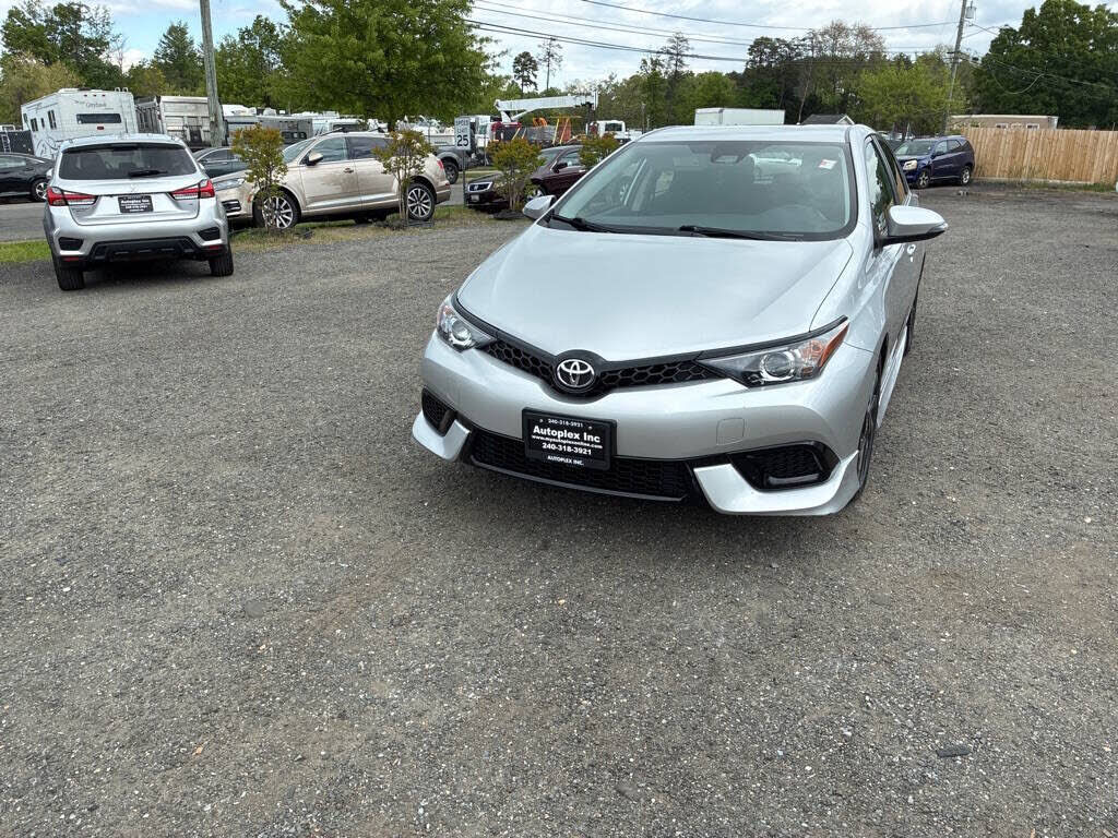2017 TOYOTA COROLLA