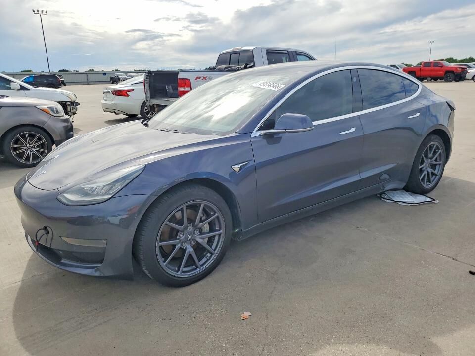 2018 TESLA Model 3