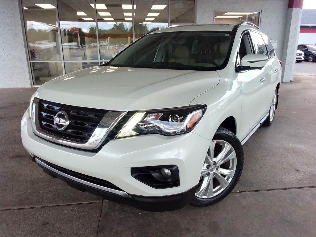 2019 NISSAN Pathfinder
