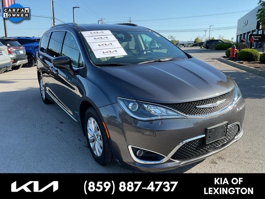 2018 CHRYSLER Pacifica