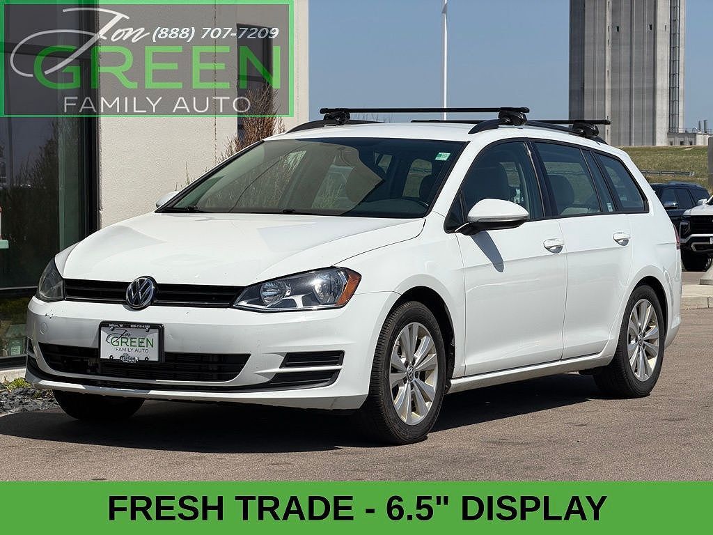 2017 VOLKSWAGEN Golf SportWagen