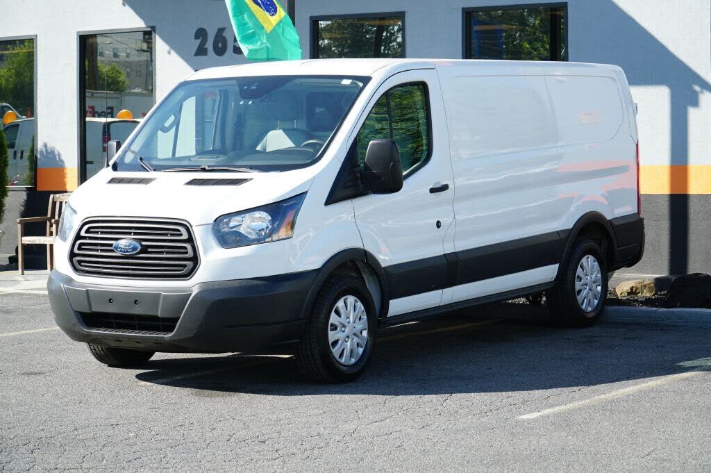 2018 FORD Transit