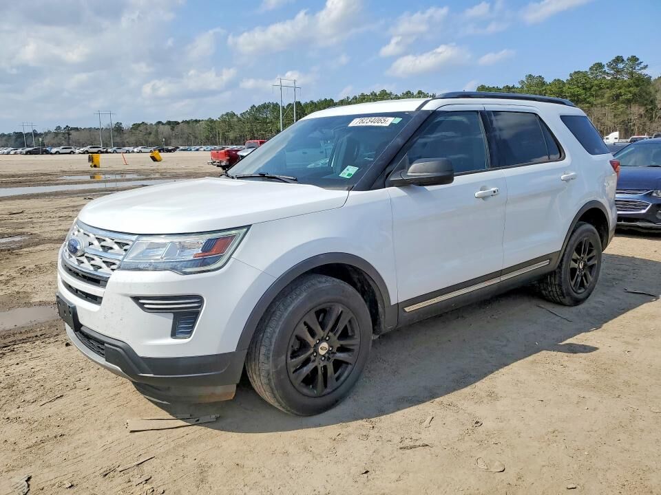 2018 FORD Explorer