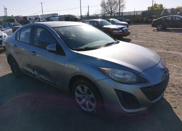2011 MAZDA Mazda3