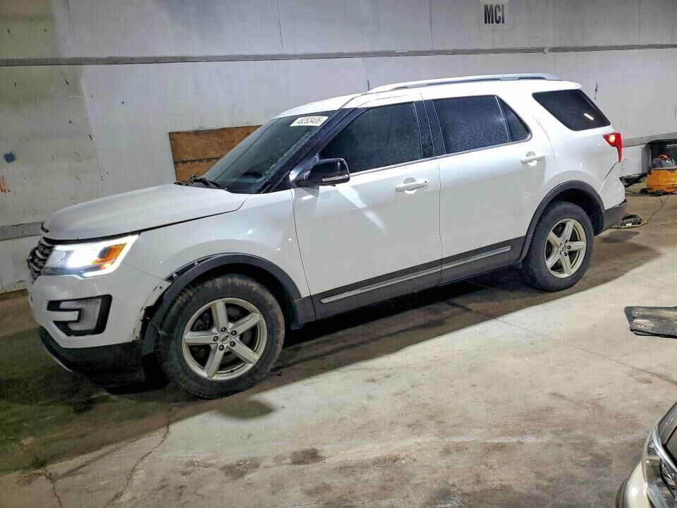 2016 FORD Explorer