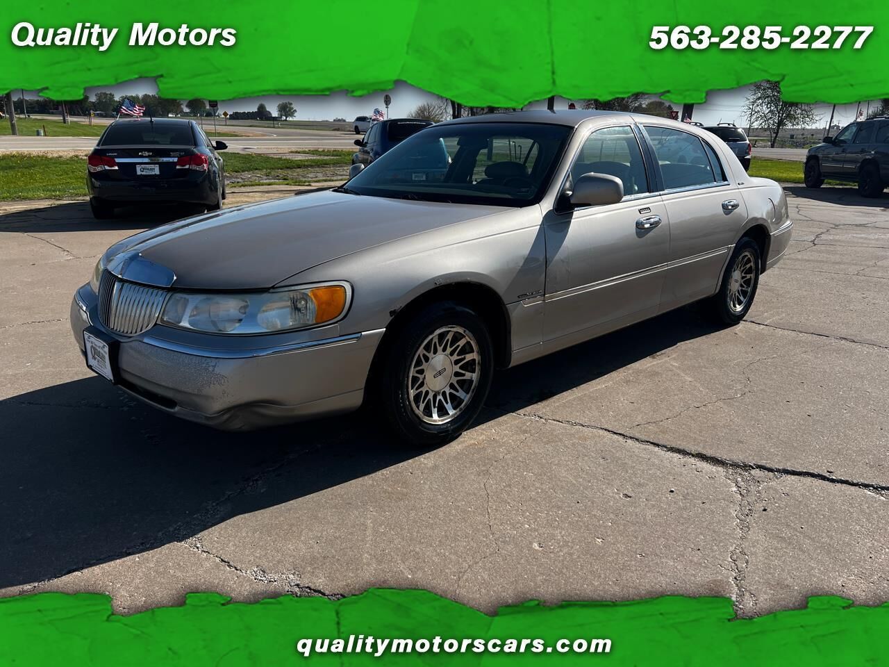 2000 LINCOLN Town Car