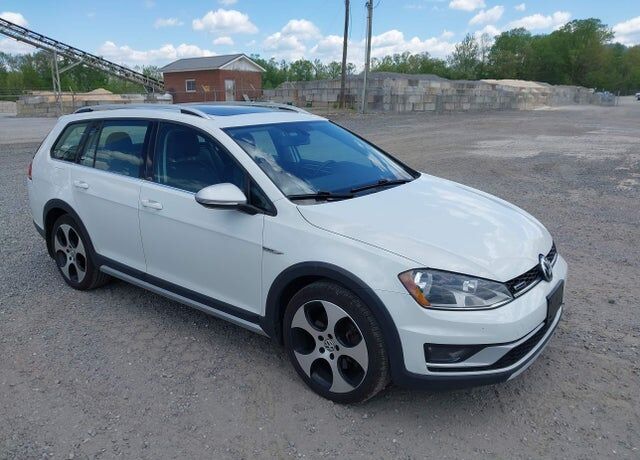 Volkswagen Golf Alltrack