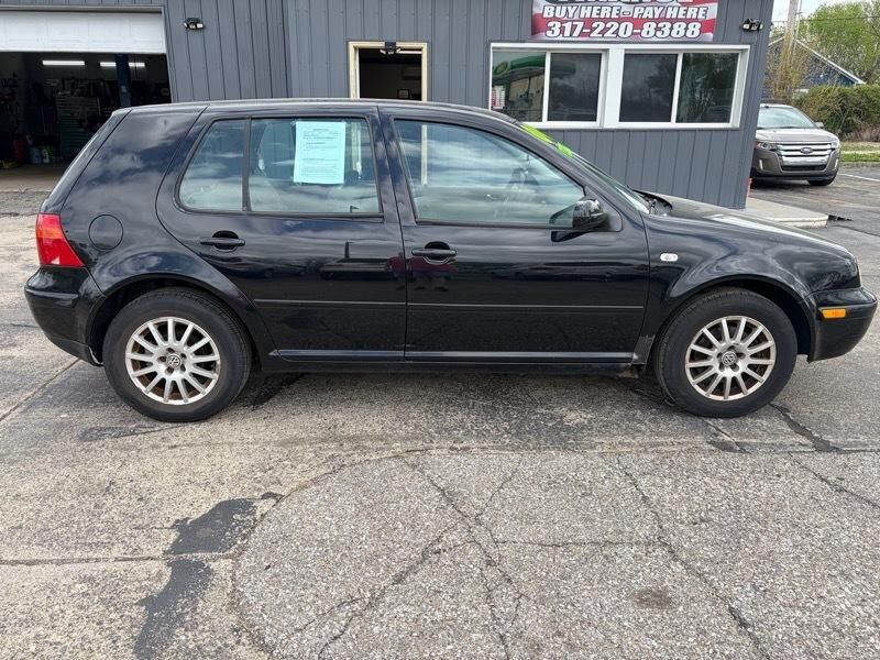2004 VOLKSWAGEN Golf