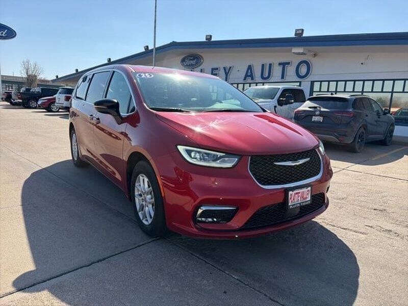2025 CHRYSLER Pacifica