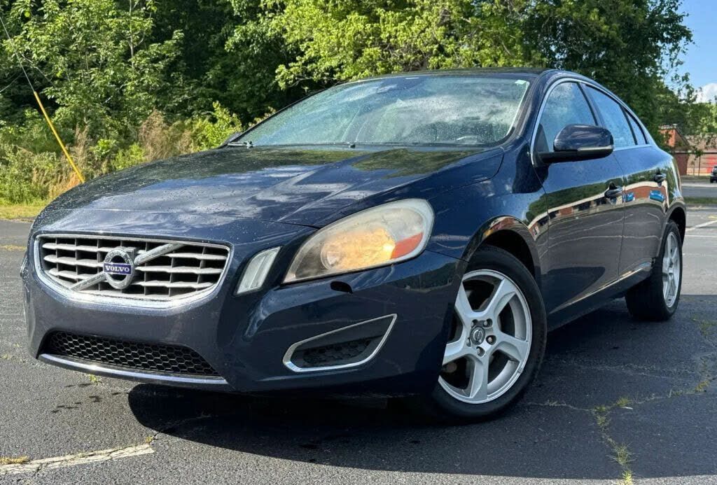 2013 VOLVO S60
