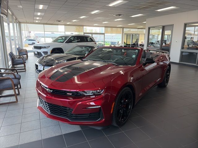 2023 CHEVROLET Camaro