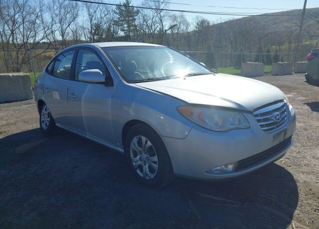 2010 HYUNDAI Elantra