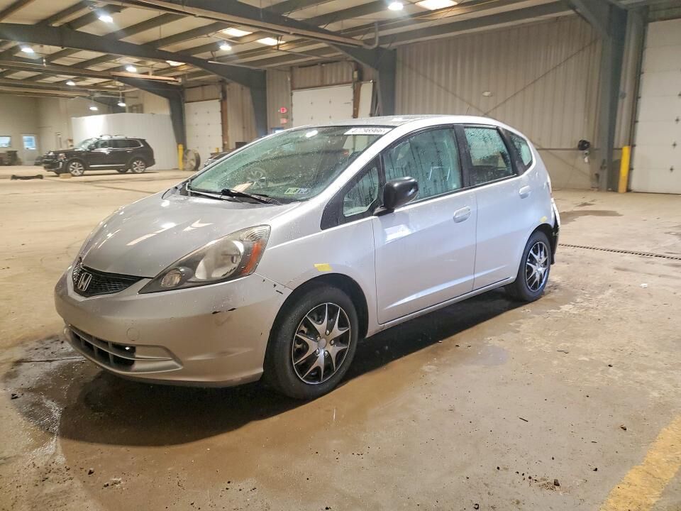 2011 HONDA Fit