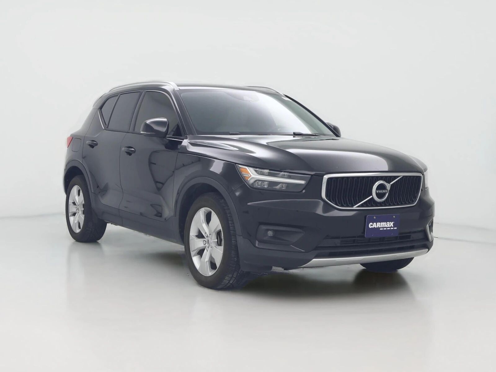 2021 VOLVO XC40