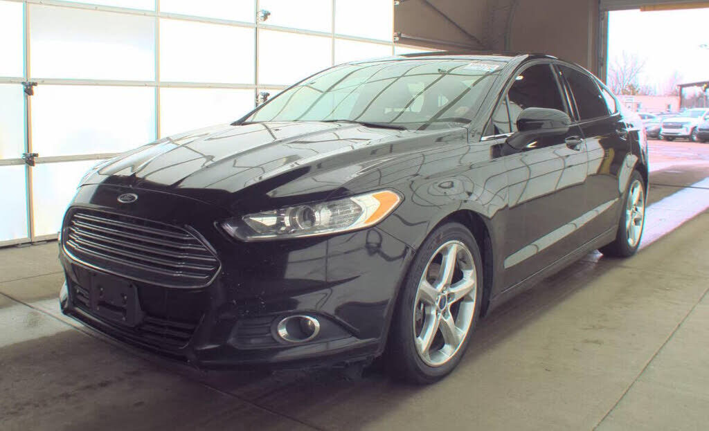 2016 FORD Fusion