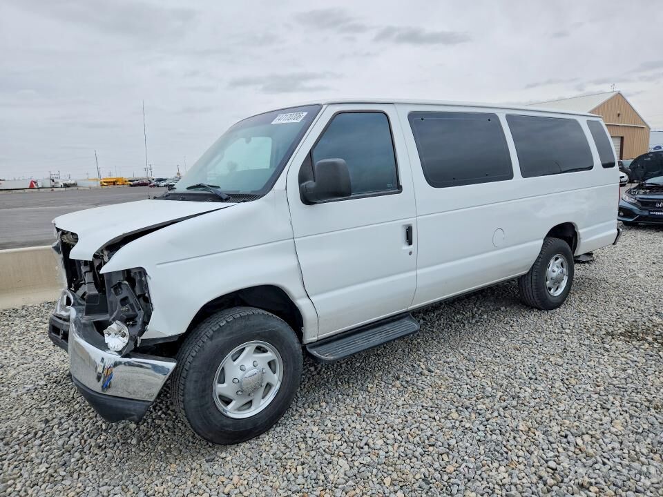 2013 FORD E-350