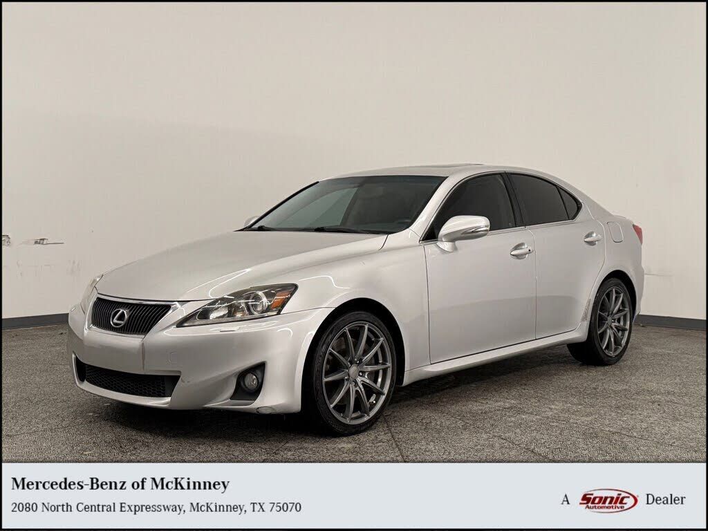 2011 LEXUS IS
