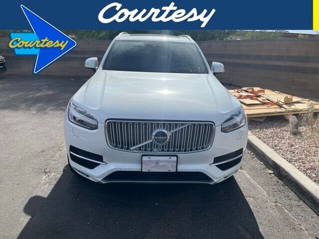 2019 VOLVO XC90