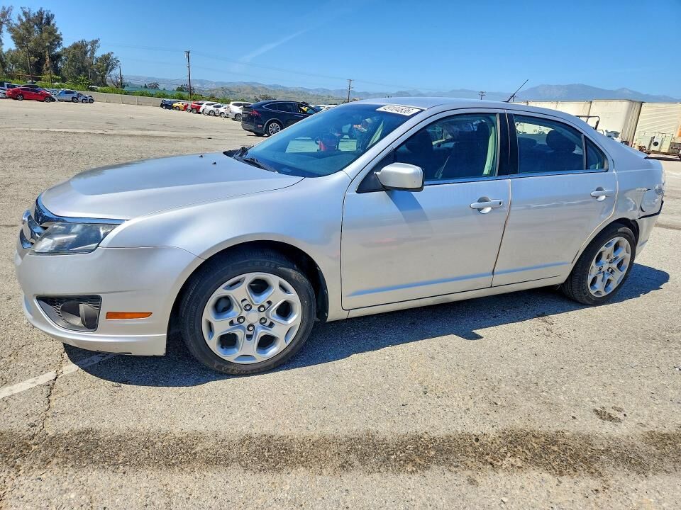 2011 FORD Fusion