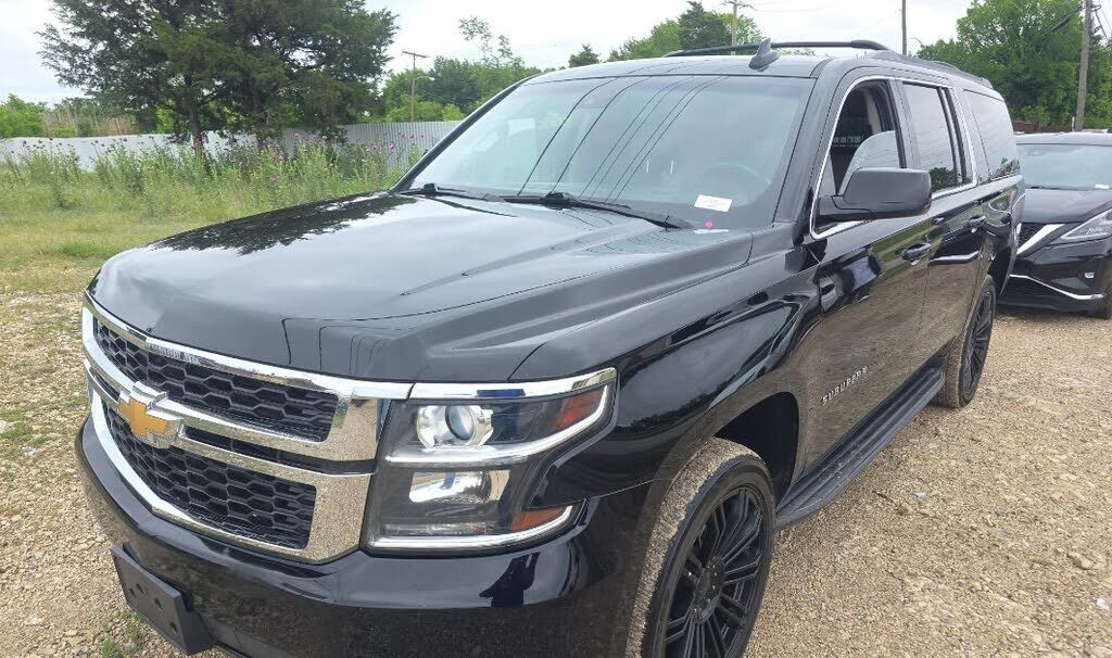 2018 CHEVROLET Suburban